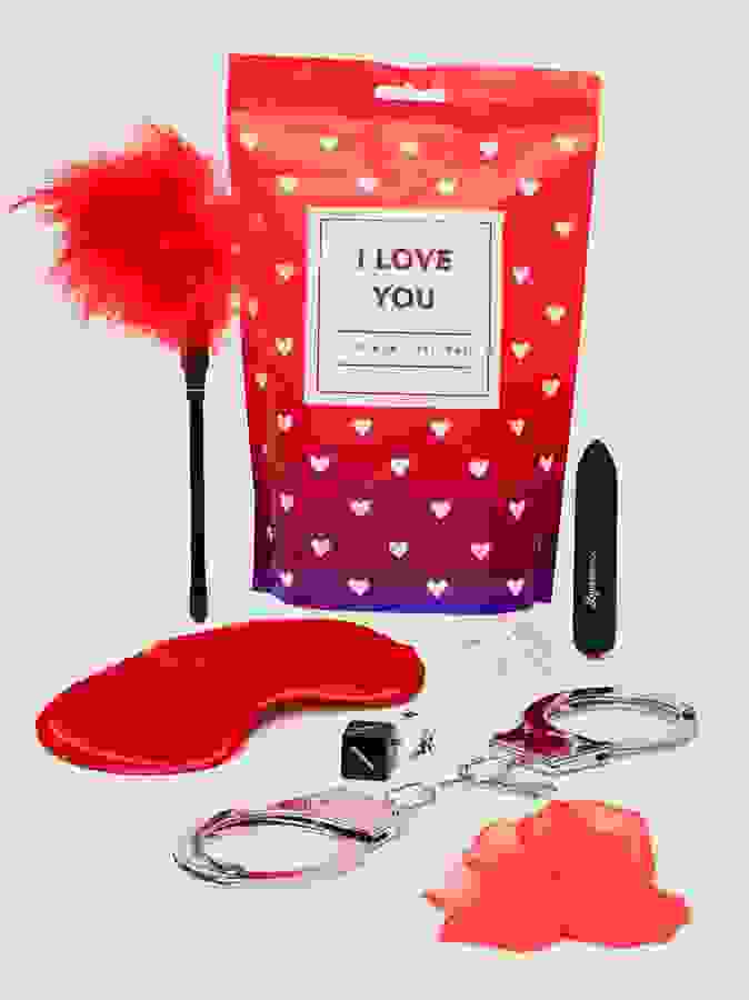 LoveBoxx I Love You Gift Bag Kit (7 Piece), Black, hi-res